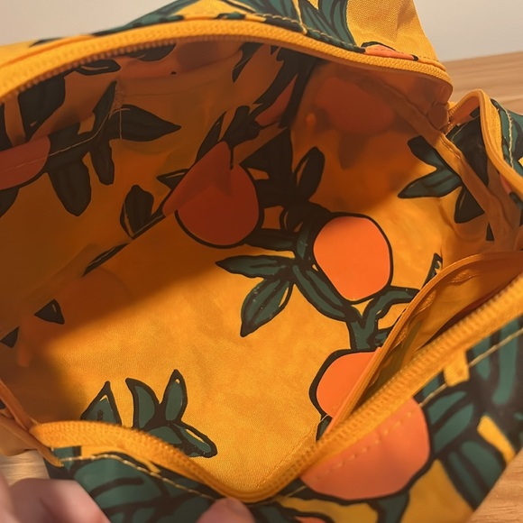 Baggu Dopp Kit - Orange Trees - Picture 7 of 10